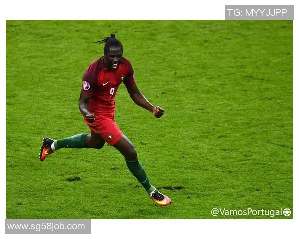 足球星二代如何拍出专业级照片技巧大公开 让你轻松驾驭镜头展现个人魅力